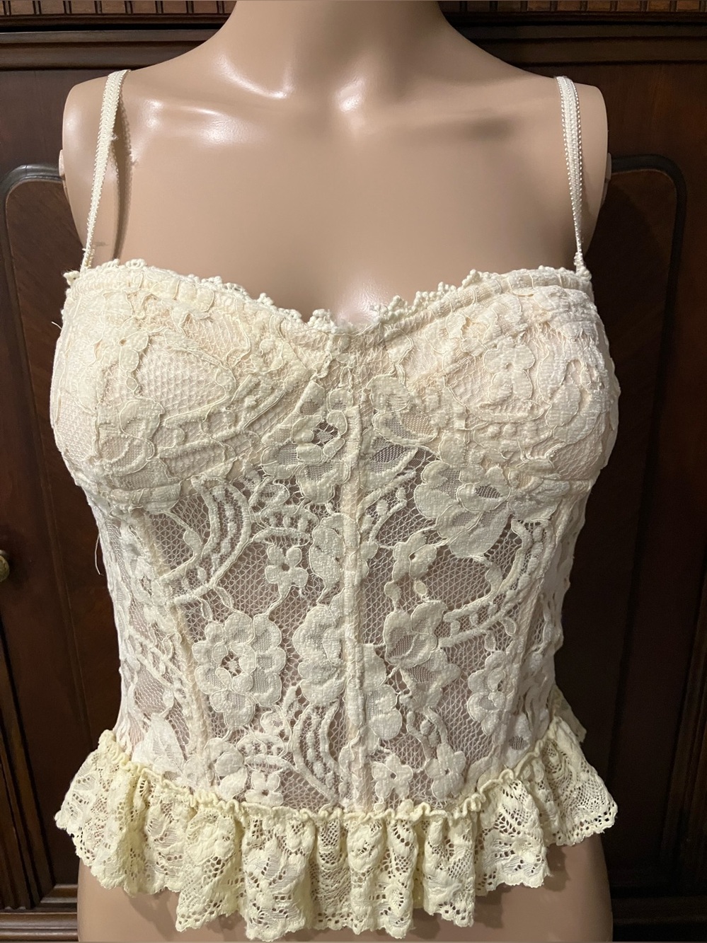 COQUETTE WHIMSY YELLOW CREAM LACE PADDED RIBBON TIE UP CORSET TOP